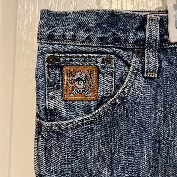 Cinch - Picture 3 of 9